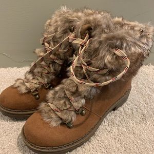 Fur boots
